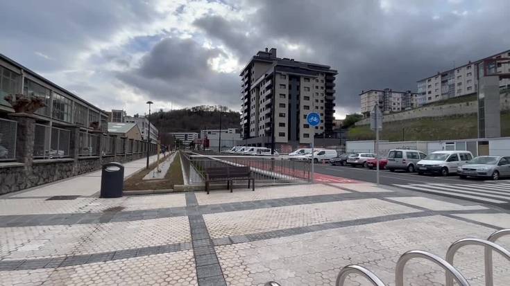 Ama Kandida eta Gudarien etorbidearen eraberritzea