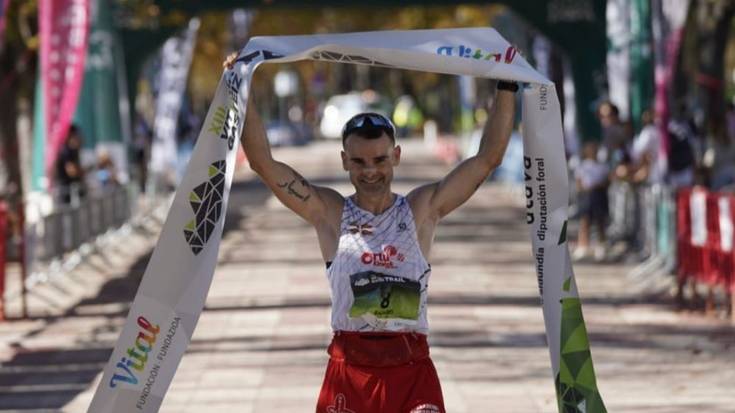 Asier Rajado lehen postuan helmugaratu zen Vitoria-Gasteiz Trail lasterketan