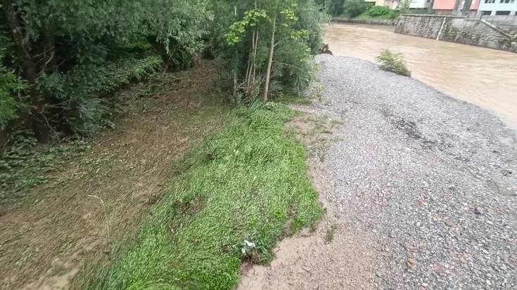 Bart gaueko ekaitzaren eragina nabarmena da Oria eta Leitzaran ibaietan