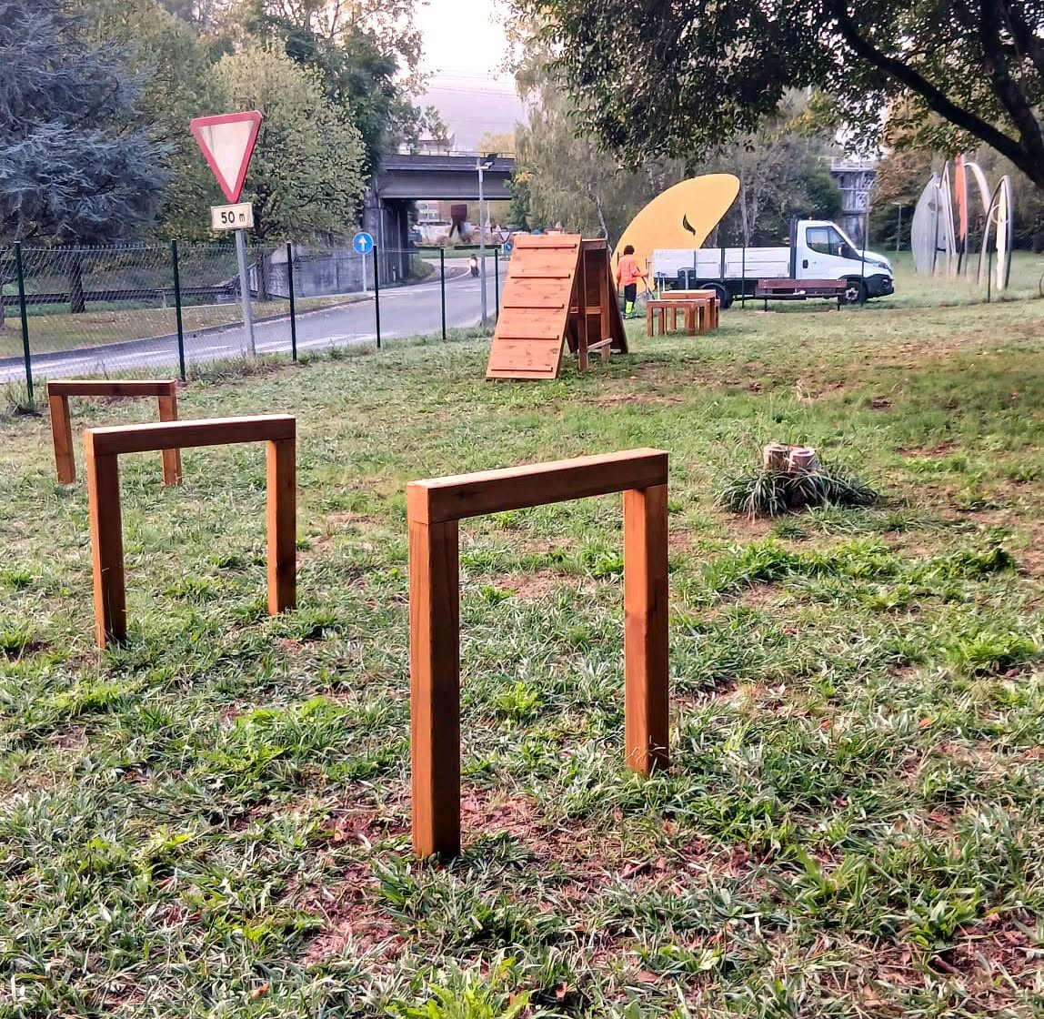 Txakurrentzako ariketa gune berria,  txakur-parkean