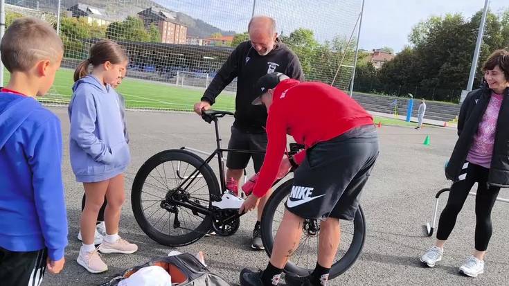 "Mugitu Andoain!" ekimenean, duatloia ezagutu, Zumeatarra atletismo elkartearen eskutik