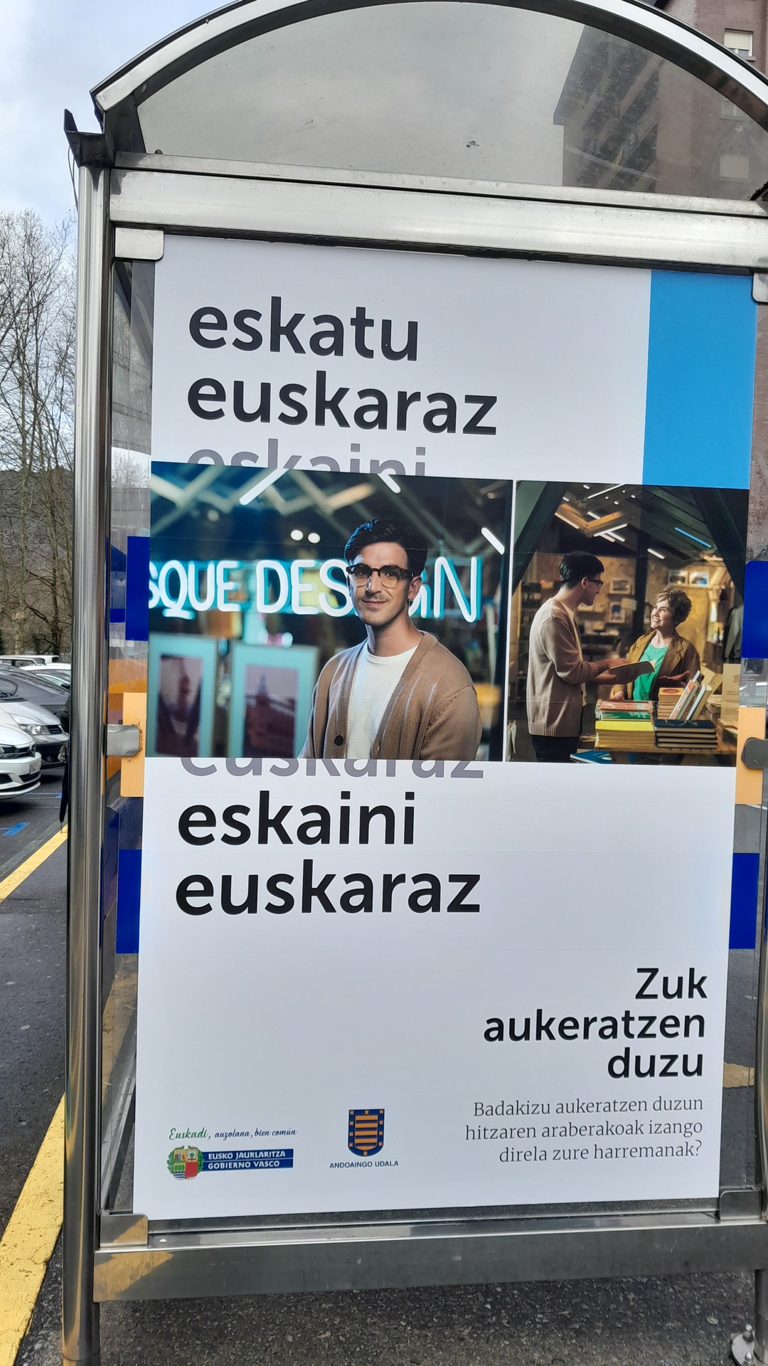 Eskatu, eskaini, euskaraz