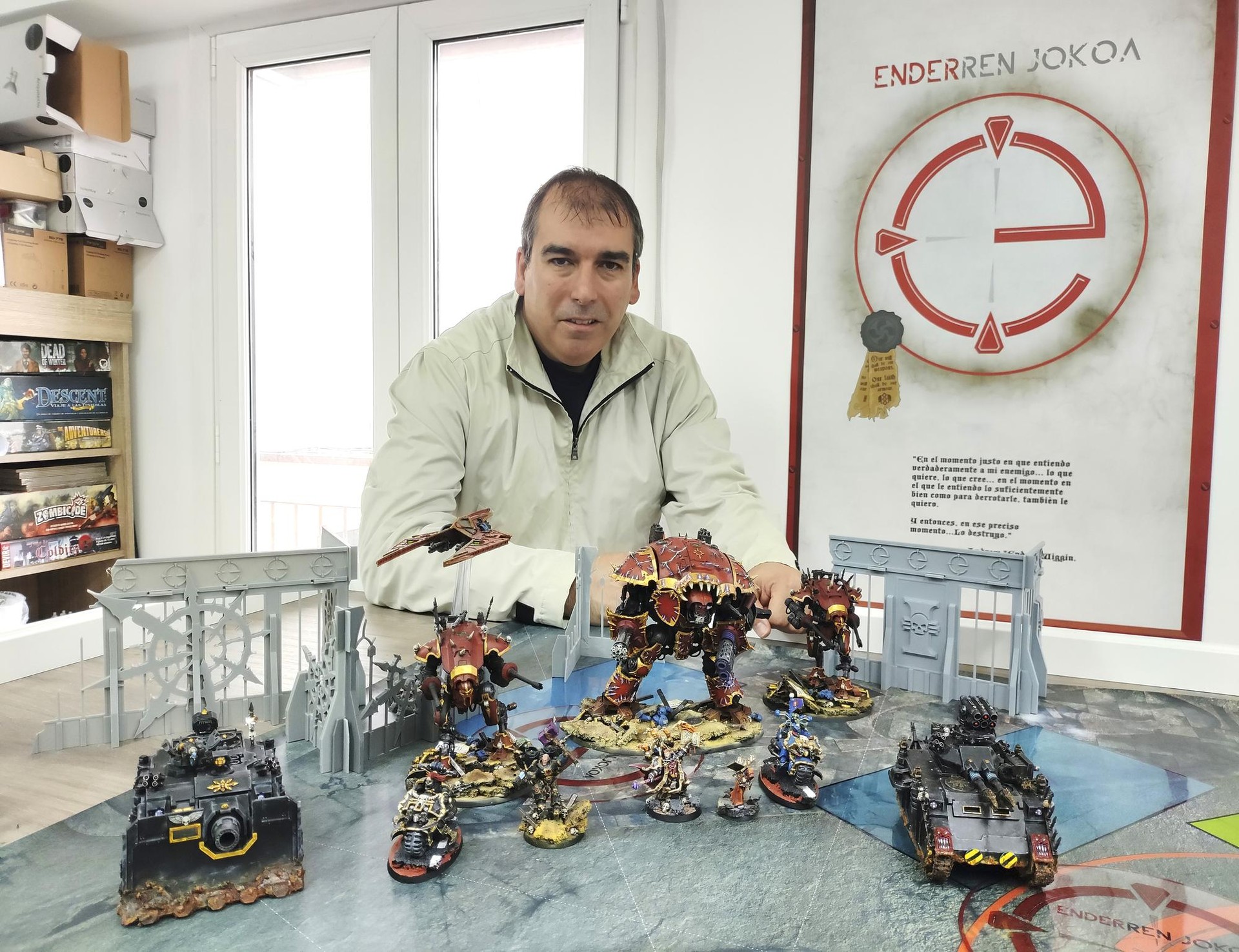 Warhammer 40K, mundu fantastikoa eta zientzia fikzioa uztartzen dituen mahai-jokoa da