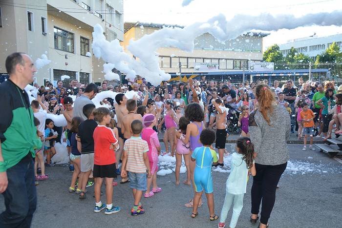 Apar festa, arratsalde honetan, Kaletxikin