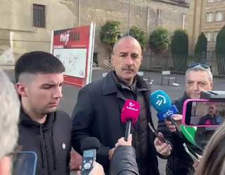 Tolosako epaitegietan deklaratzen ari da Xuhar Pazos