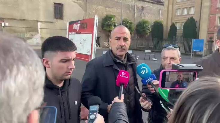 Tolosako epaitegietan deklaratzen ari da Xuhar Pazos