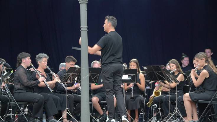 Udal Musika Bandaren emanaldia, San Juan jaietan: "La tabernera del puerto (fantasia)", (Pablo Sorozabal)