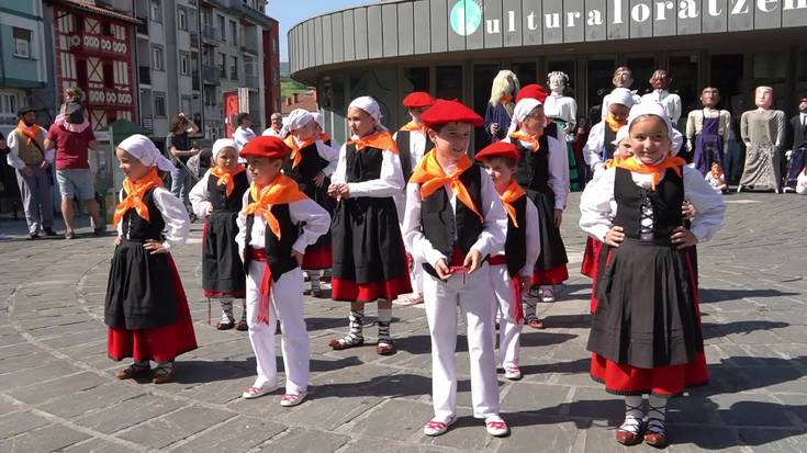 Usansoloko Oinarin Dantza Taldea, Urkiren Andoaingo 36. Euskal Jaialdian