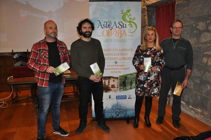 Muskerraren bidea hazten ari da