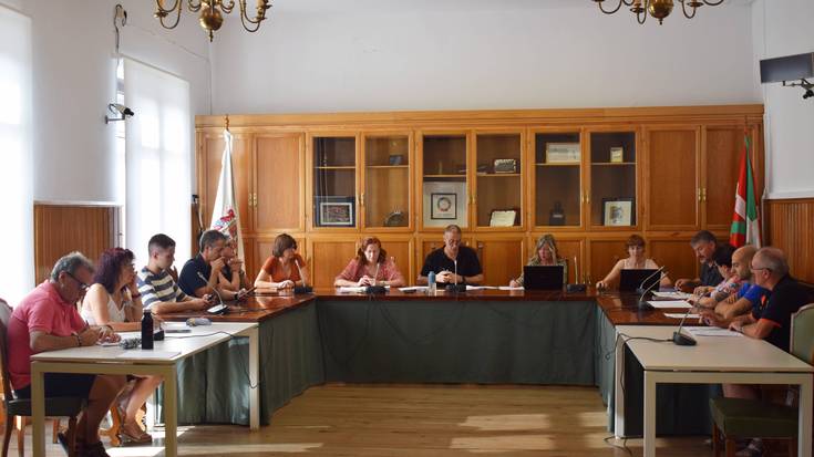Urnietako Udalak Plazaolako bide berdeak Andoainekin duen lotura berrikusteko eskatuko dio Aldundiari