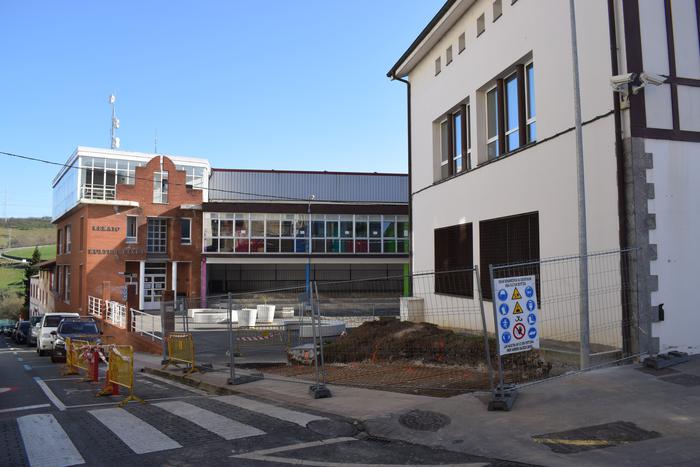 San Joan plazatik Lekaio kultur etxera joateko espaloia zabalduko da