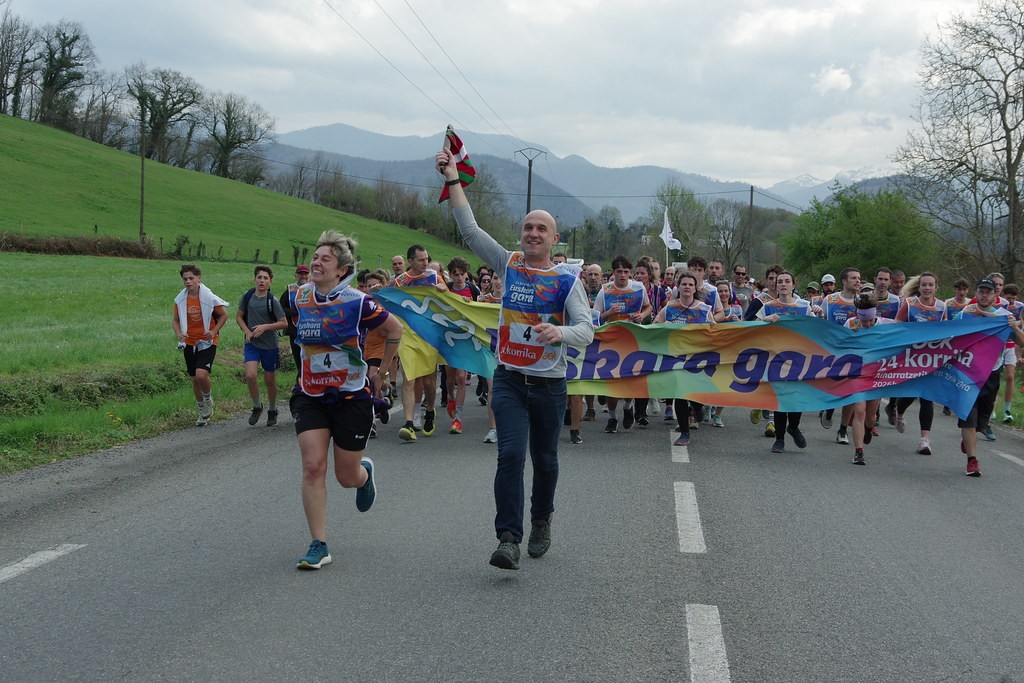 Korrika, zuzeneko emankizuna