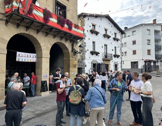 Ardo berriak dastatzeko aukera, San Juan plazan