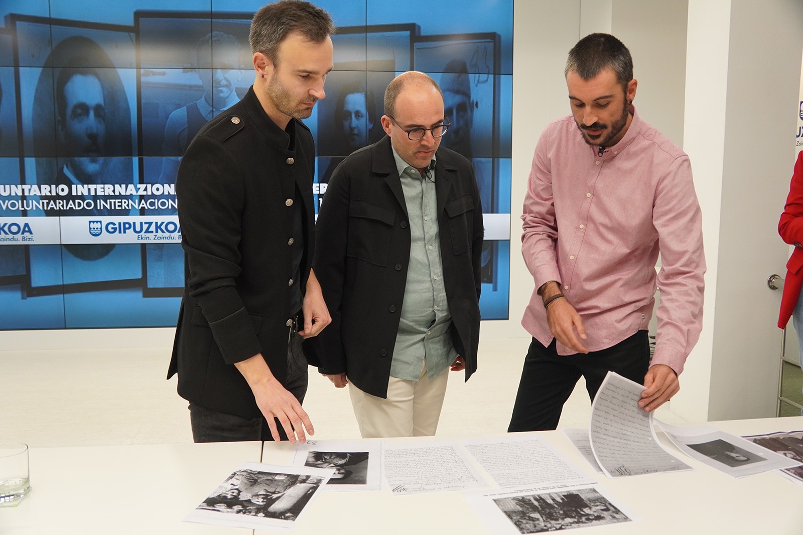 Abian da Gipuzkoara 1936an heldu ziren boluntario internazionalisten gaineko ikerketa