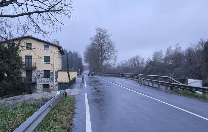 Ziako errekaren lanen ondorioz, behar bezalako autobus-zerbitzurik ez dago Andoainen