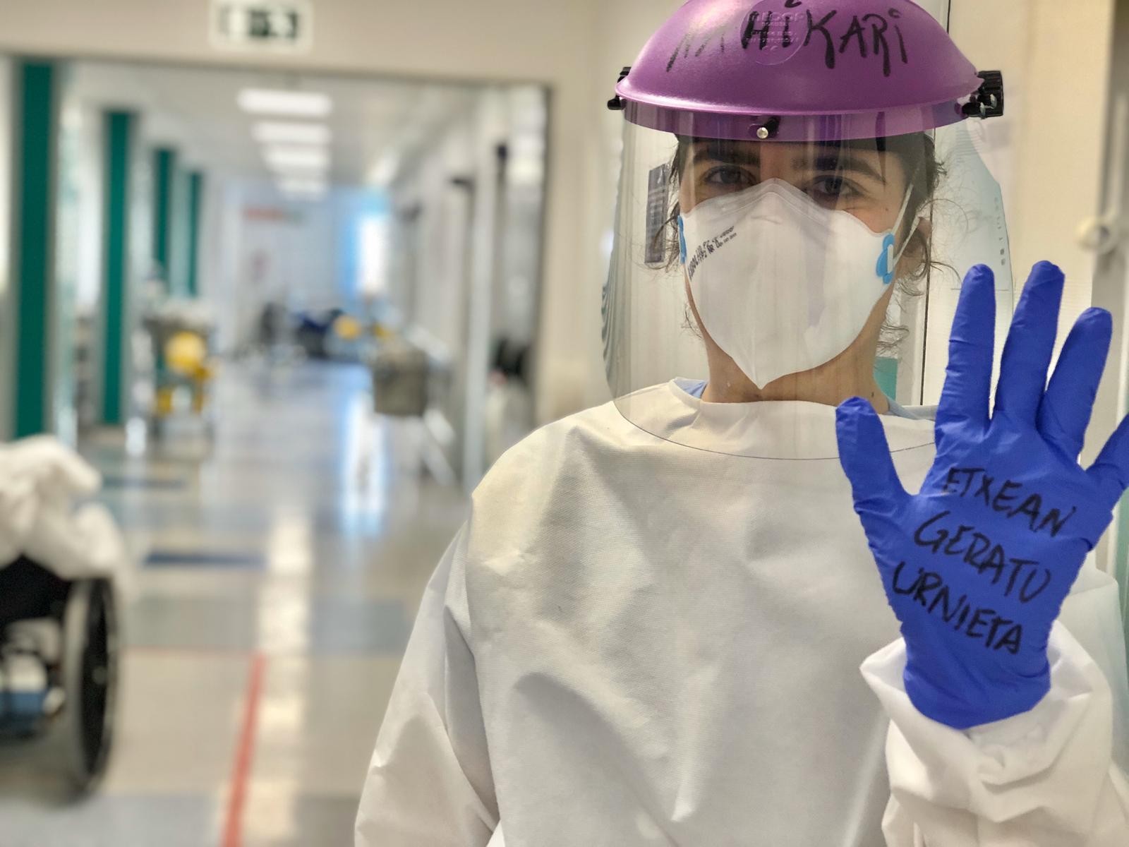 “Pazienteen etxeratzeak eta heriotzak, bi errealitateak ikusteko aukera izan dut”