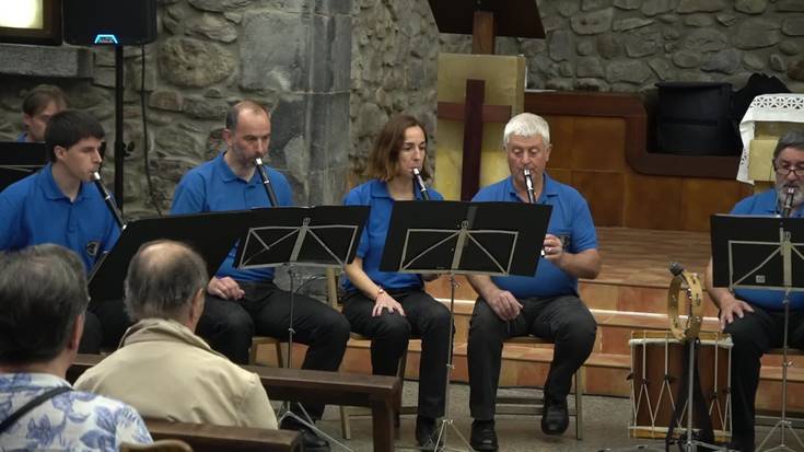 Olagain Udal Txistulari Elkartea, Jurgi Errandonea dantzariarekin: "Ohorezko kontrapasa"