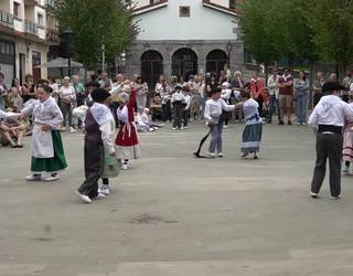 Egape Dantza Taldeko dantzari txikien saioa