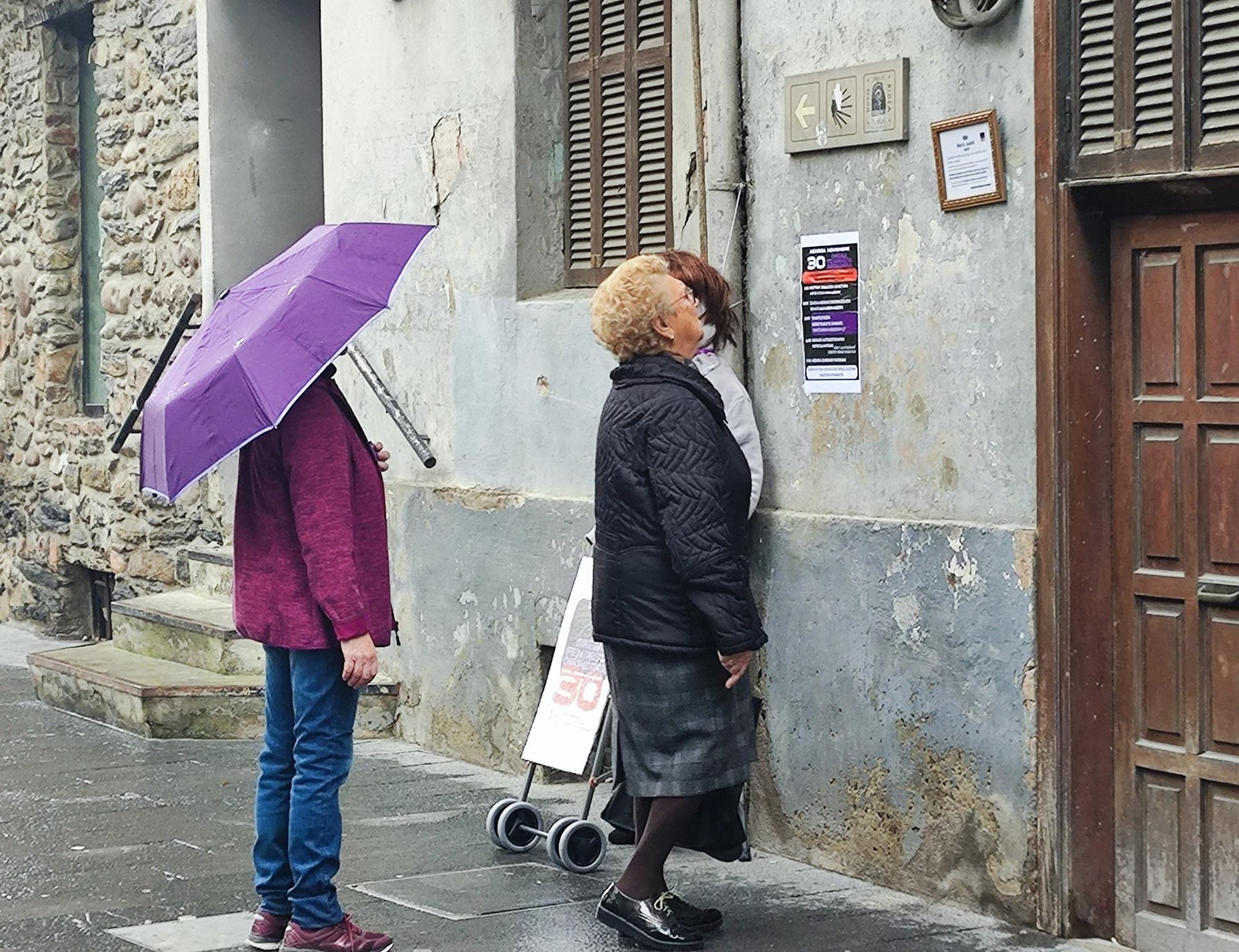 Herritarren arreta eragiten ari den eskela