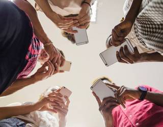 "Sare sozialak eta autoestimua"