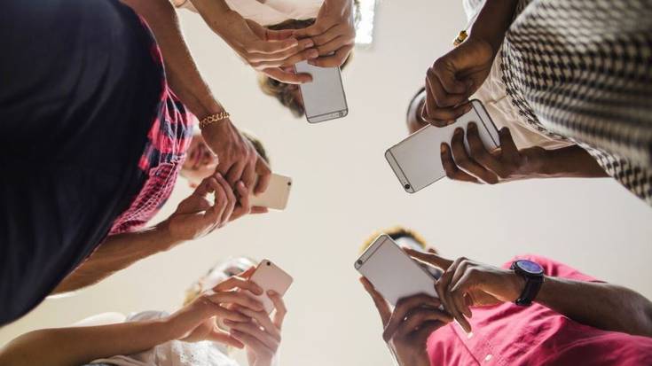 "Sare sozialak eta autoestimua"