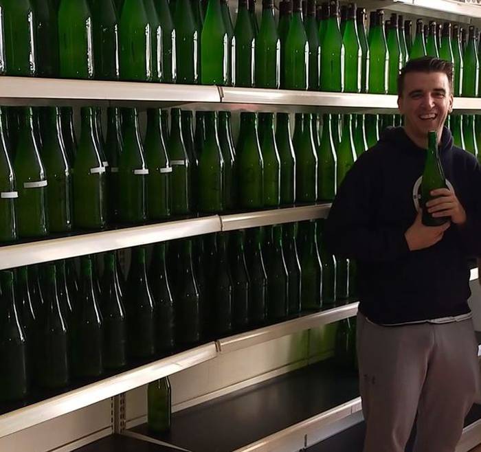 Kaletxikiko jaietan egingo den online lehiaketarako sagardoa salgai
