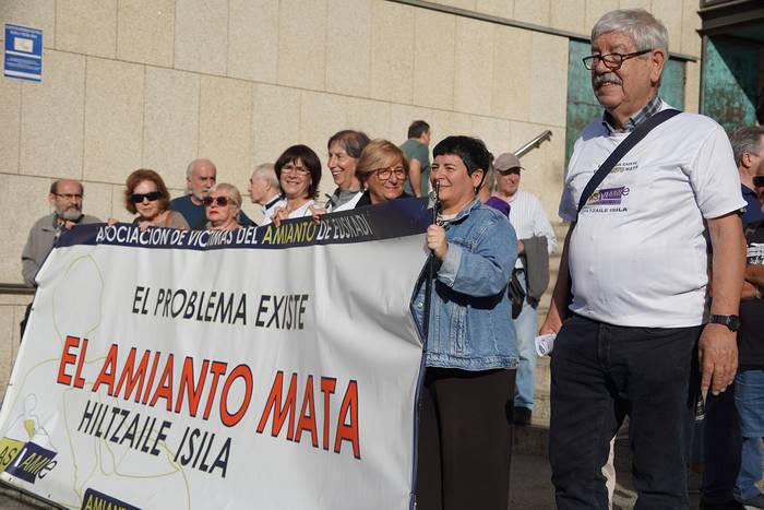 Amiantoaren eraginez hildako Mateo Gonzalezen kasua epaitu dute