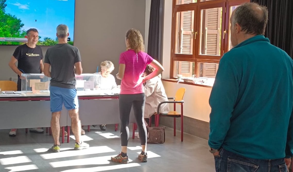 EH Bilduren garaipen argia Adunan; EAJ-PNV esku hutsik geratu da
