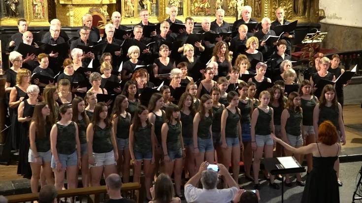 Udal Musika Eskolako Abesbatza Gazte eta Abesbatza, Salbe Gorenan: "Zurekin batera"