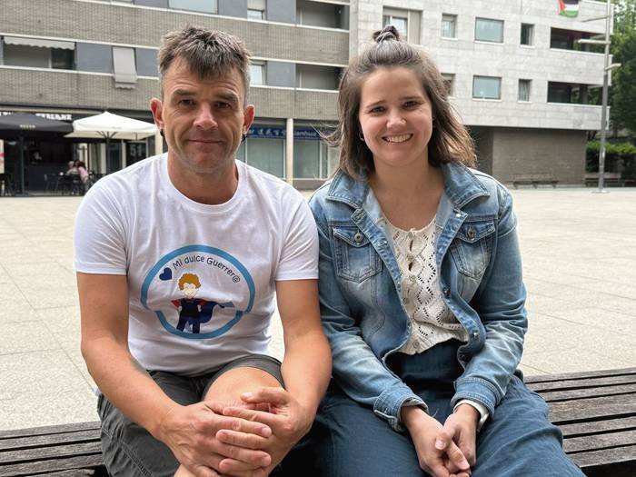 "Mundua gelditu zitzaigun diagnosia jaso genuenean"