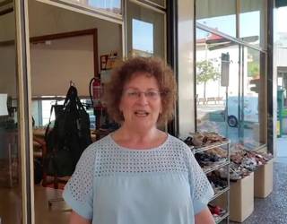 "Erosketak egiteko eguraldi ederra dugu"