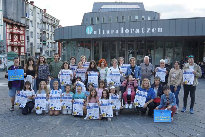 Nahia Patinoren aldeko elkartasun jaialdia antolatu dute Basteron, urriaren 19an