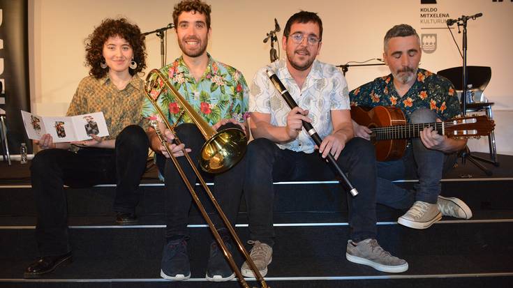 Euskal doinu tradizionalak, erritmo latinoak eta jazza bi disko dantzagarrietan bilduta