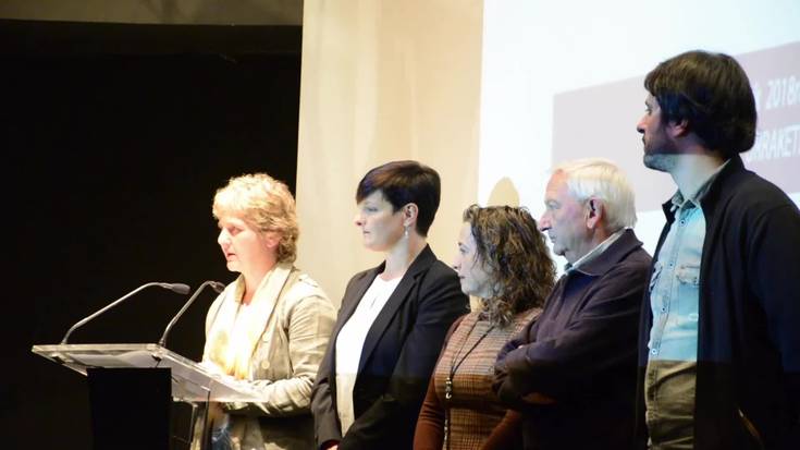 Iragan gatazkatsua aztergai duen txostenaren aurkezpena Basteron: udal ordezkarien hitzartzea