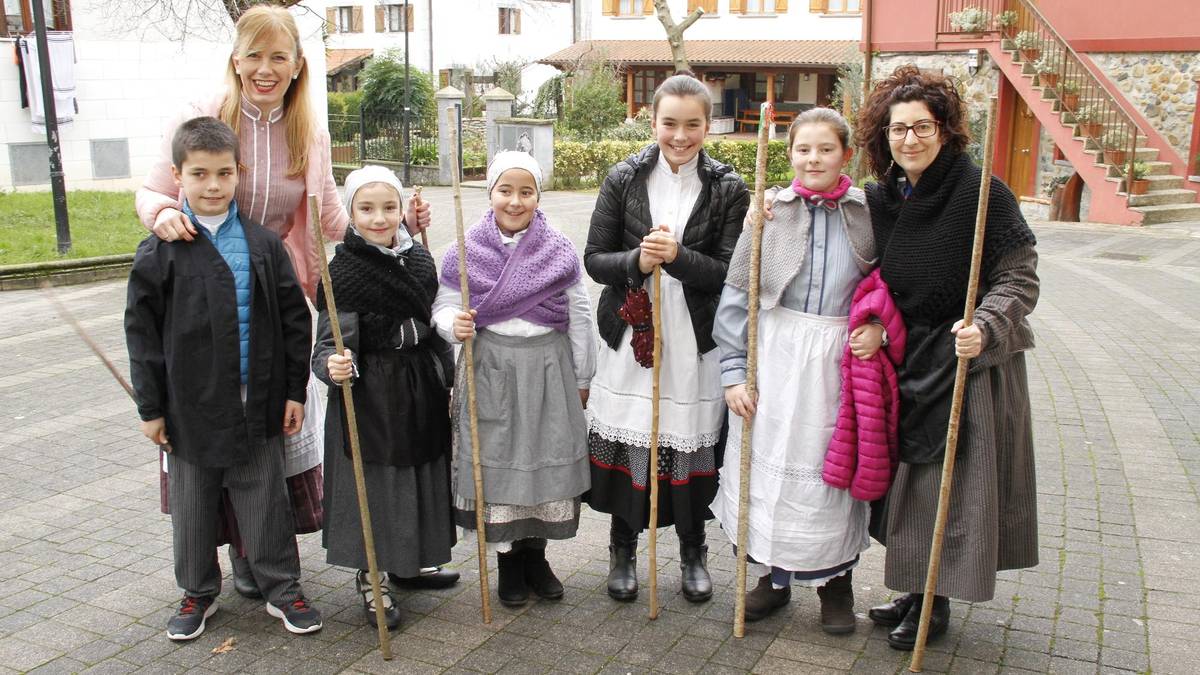 Santa ageda bezperako kantu-errondak