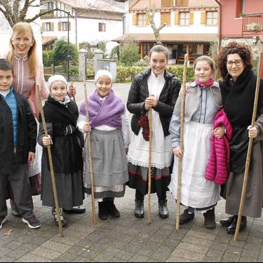 Santa ageda bezperako kantu-errondak