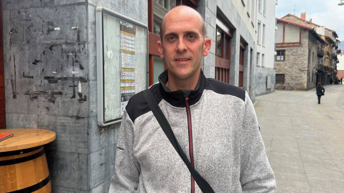 "Minari bere tokia emanda lortu dugu aurrera egitea"