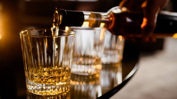 "Larria al da alkoholaren kontsumoa nerabeetan?"