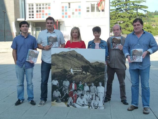 ‘Candido Saseta eta armatutako erresistentzia antifaxista Adunan, Asteasun eta Zizurkilen’ liburuaren aurkezpena