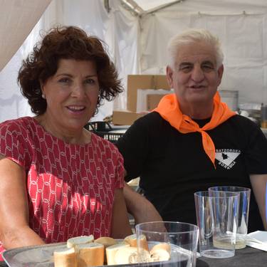 Urrezko ezteiak