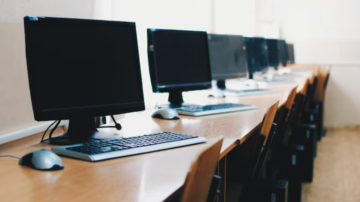 "Teknologien erabilera eskoletan: iraultza hezkuntzan"