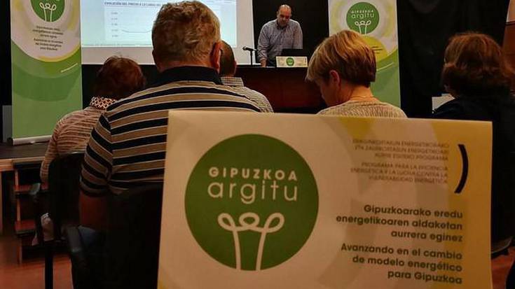 Argindarraren kontsumoaren inguruko tailerra