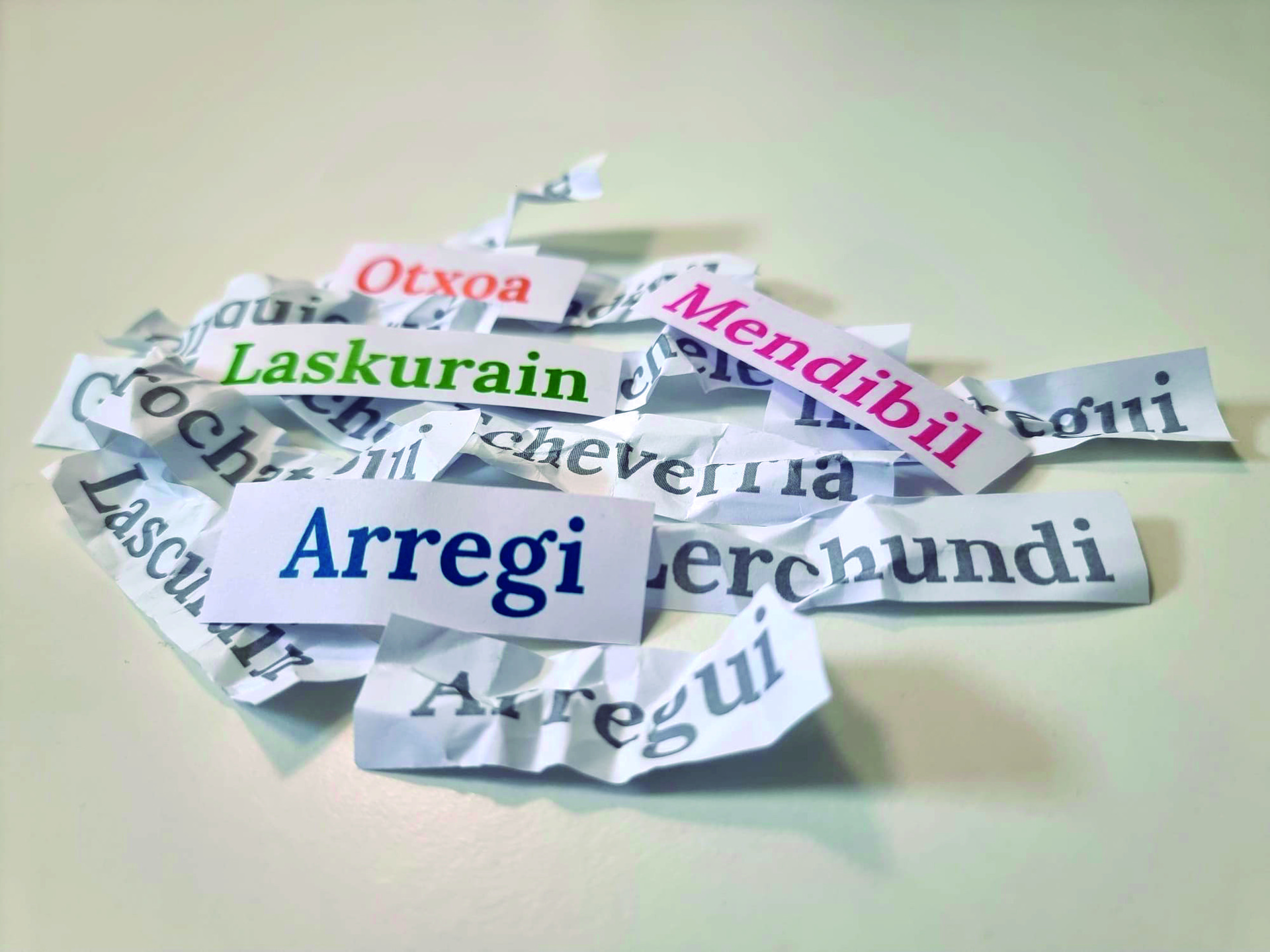 Mila “apellidu” abizenduta, Buruntzaldeko udalen ekimenez