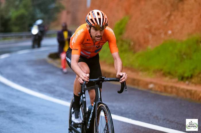 Iturriak beste urte batez jarraituko du Euskaltel Euskadi taldean