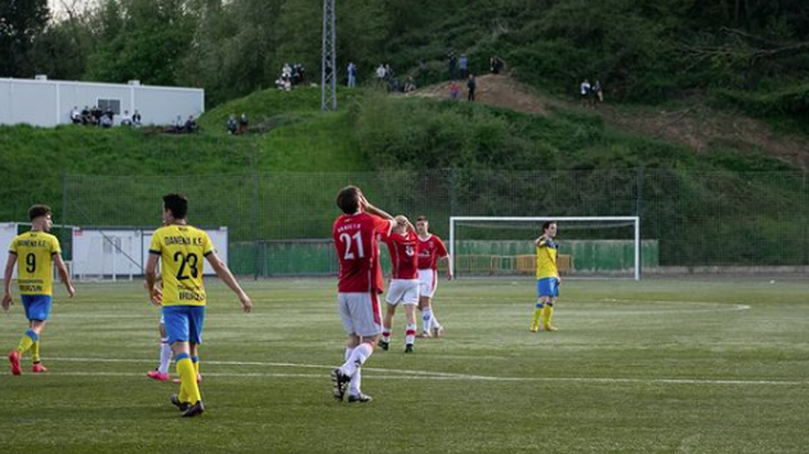 Euskalduna  eta Urnieta futbol taldeen lehen jardunaldiak, Gorengo mailan