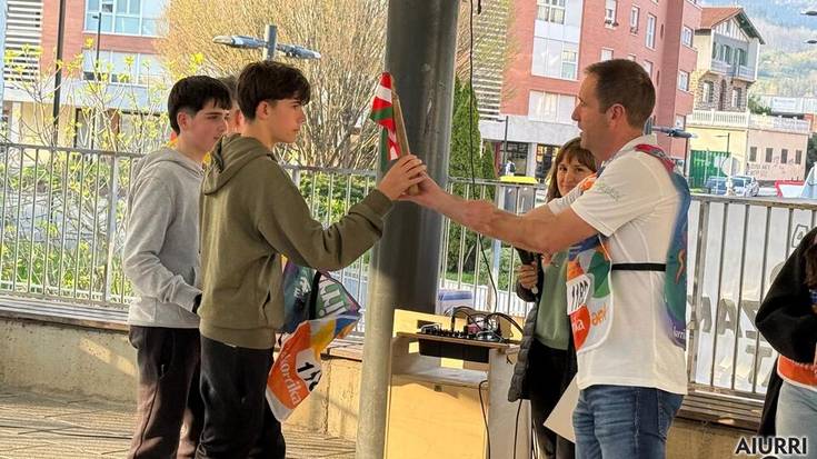 Zizurkilgo lekuko-eramaileek jaso dituzte euren petoak