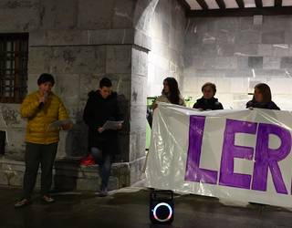 Feminismoaren alde eta arrazakeriaren aurka lerratzeko dei egin du Asteasuko emakume taldeak