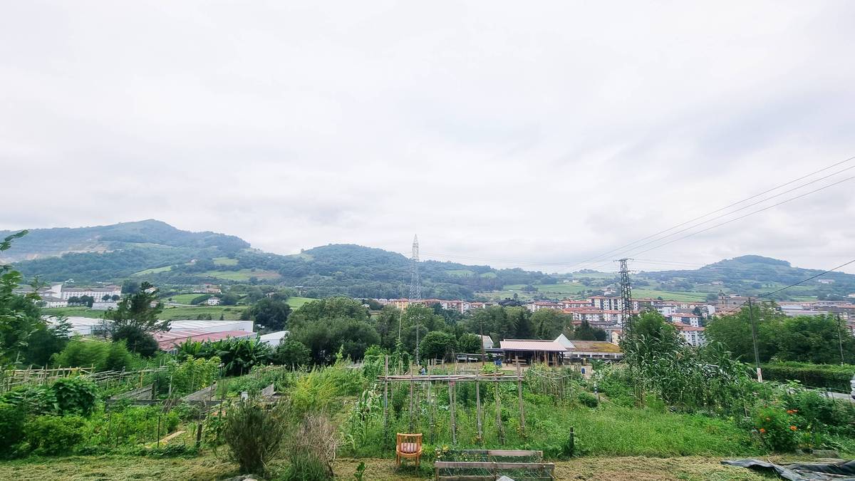 Baratze-Parkeko hainbat lursail erabilgarri