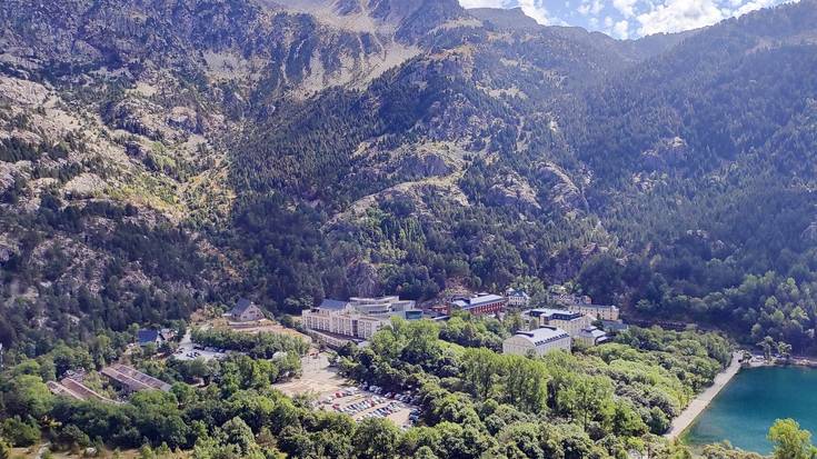 Asteburuko irteera antolatu du Euskaldunak Piriniotan, Tena bailaran barrena