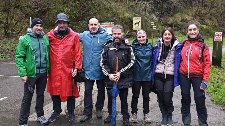 Egin dute III. Zuhaitz-landaketa Leitzarango Munttoko parajean